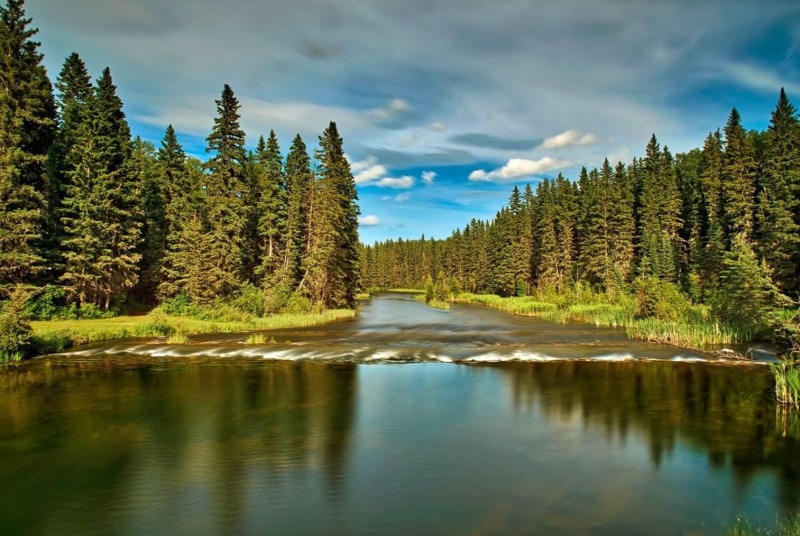 Waskesiu River